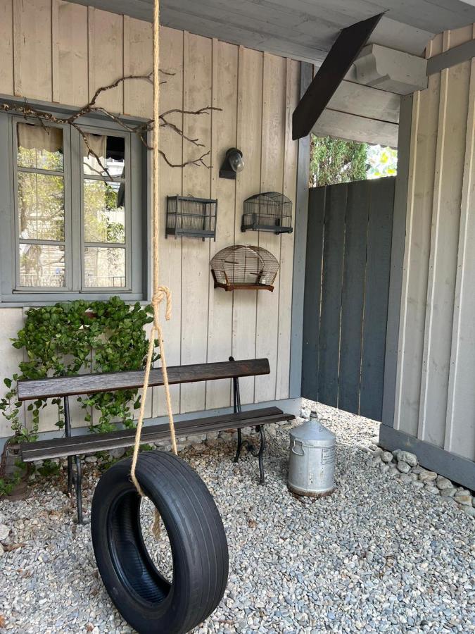 Les De Pauline Avec Et Climatisation Bed & Breakfast