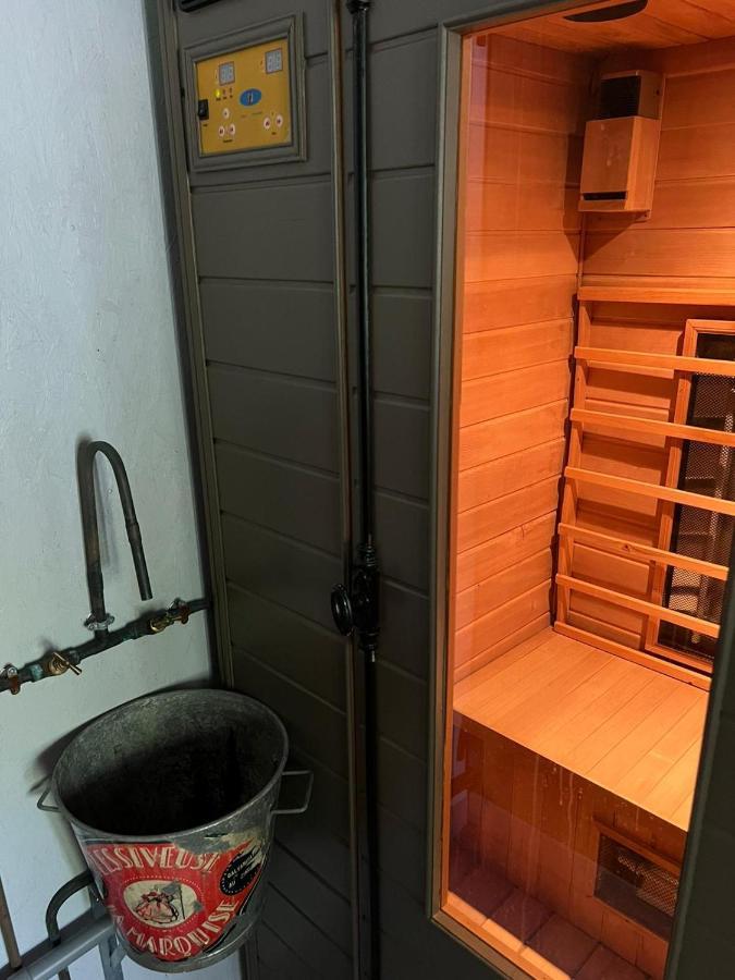 Les De Pauline Avec Et Climatisation Bed & Breakfast